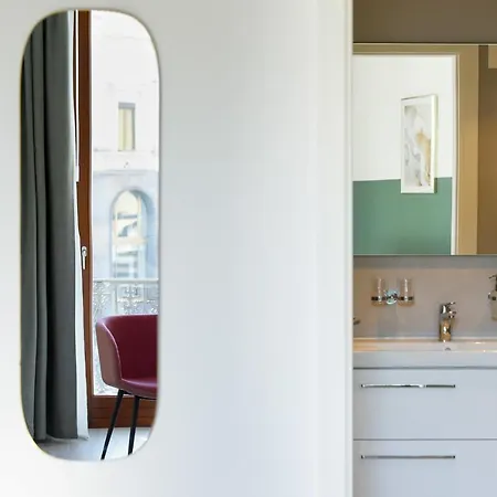 ホテル Boutique Piazza Grande ロカルノ