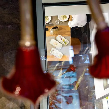 Boutique Piazza Grande ホテル