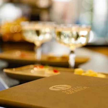 Boutique Piazza Grande 로카르노