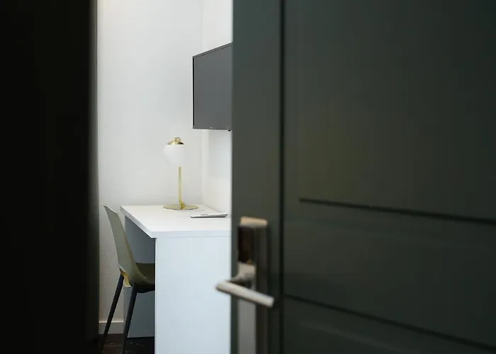 Boutique Piazza Grande - Easy Self Check-in Hotel Locarno